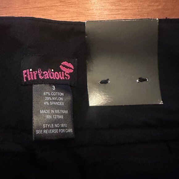 Y2K black pants Flirtatious Vintage 00s Black Wide-Leg - Picture 7 of 10